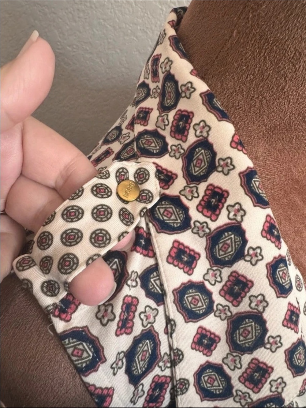 BCBGMAXAZRIA Vintage Y2K Geometric Paisley Sleeveless Tunic Blouse L - Picture 7 of 11